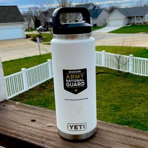 36oz Yeti Rambler Water Bottle